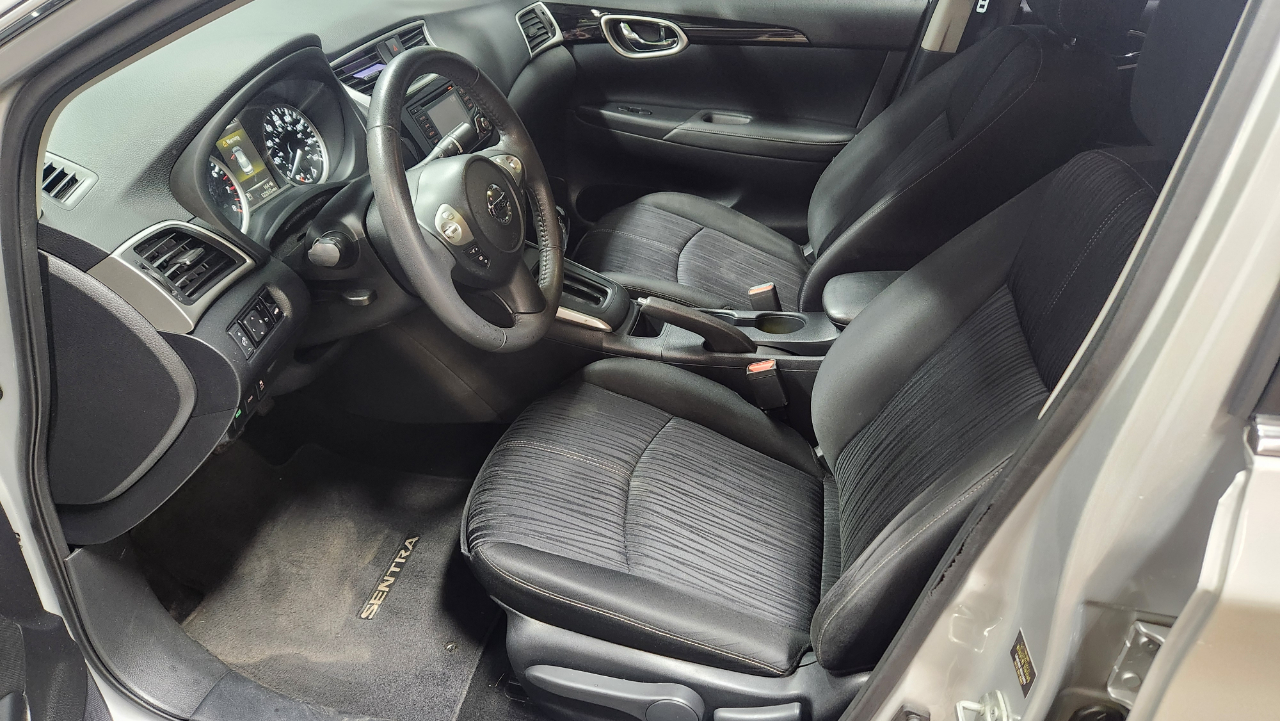 2017 Nissan Sentra SV photo 18