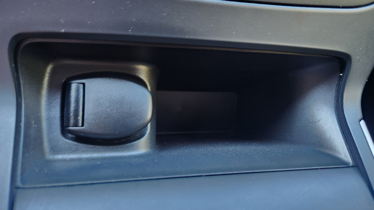 2017 Nissan Sentra SV photo 40