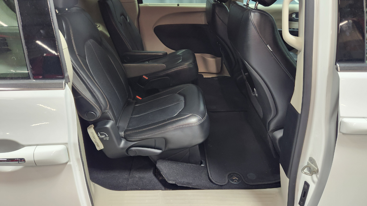 Chrysler Pacifica Touring-L 2019 Chrysler Pacifica Touring-L 2019