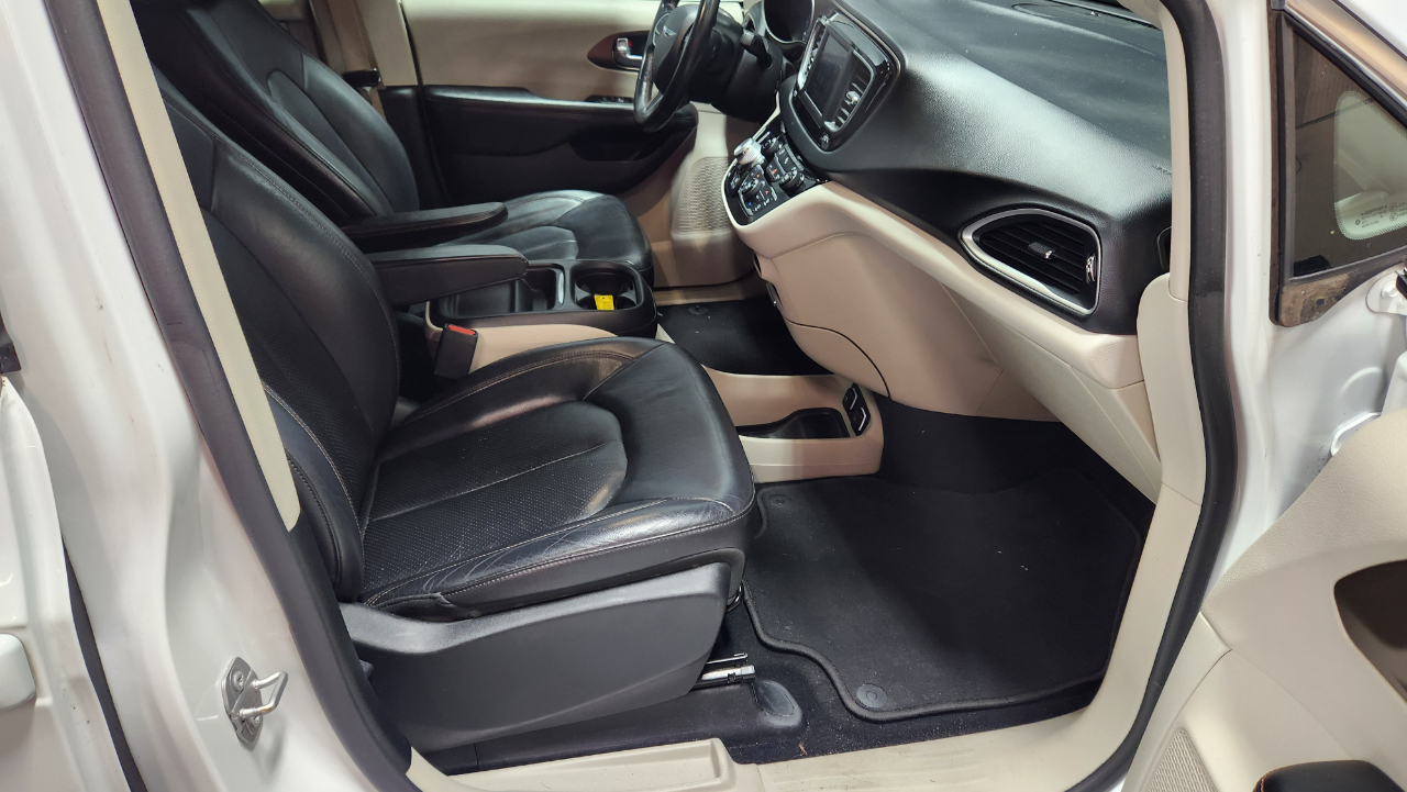 Chrysler Pacifica Touring-L 2019 Chrysler Pacifica Touring-L 2019