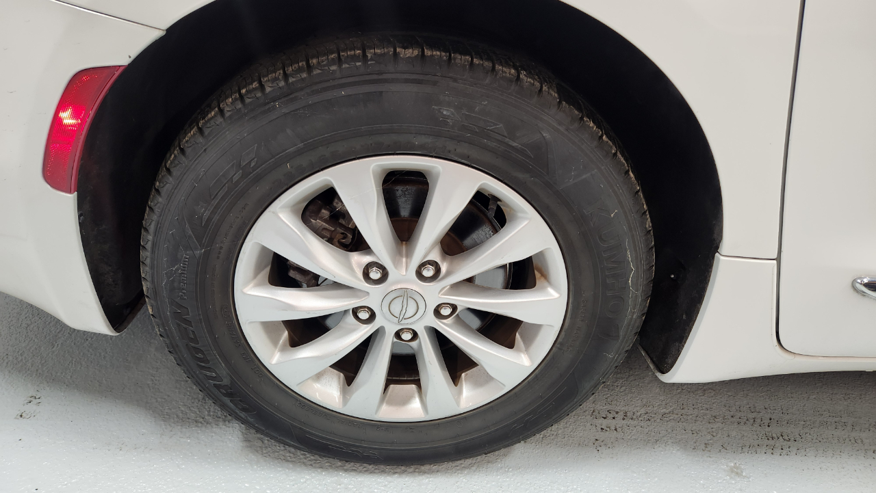 Chrysler Pacifica Touring-L 2019 Chrysler Pacifica Touring-L 2019