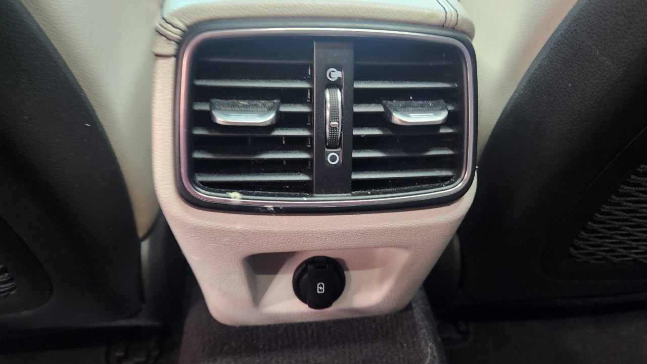 Genesis G70  2019 Genesis G70  2019