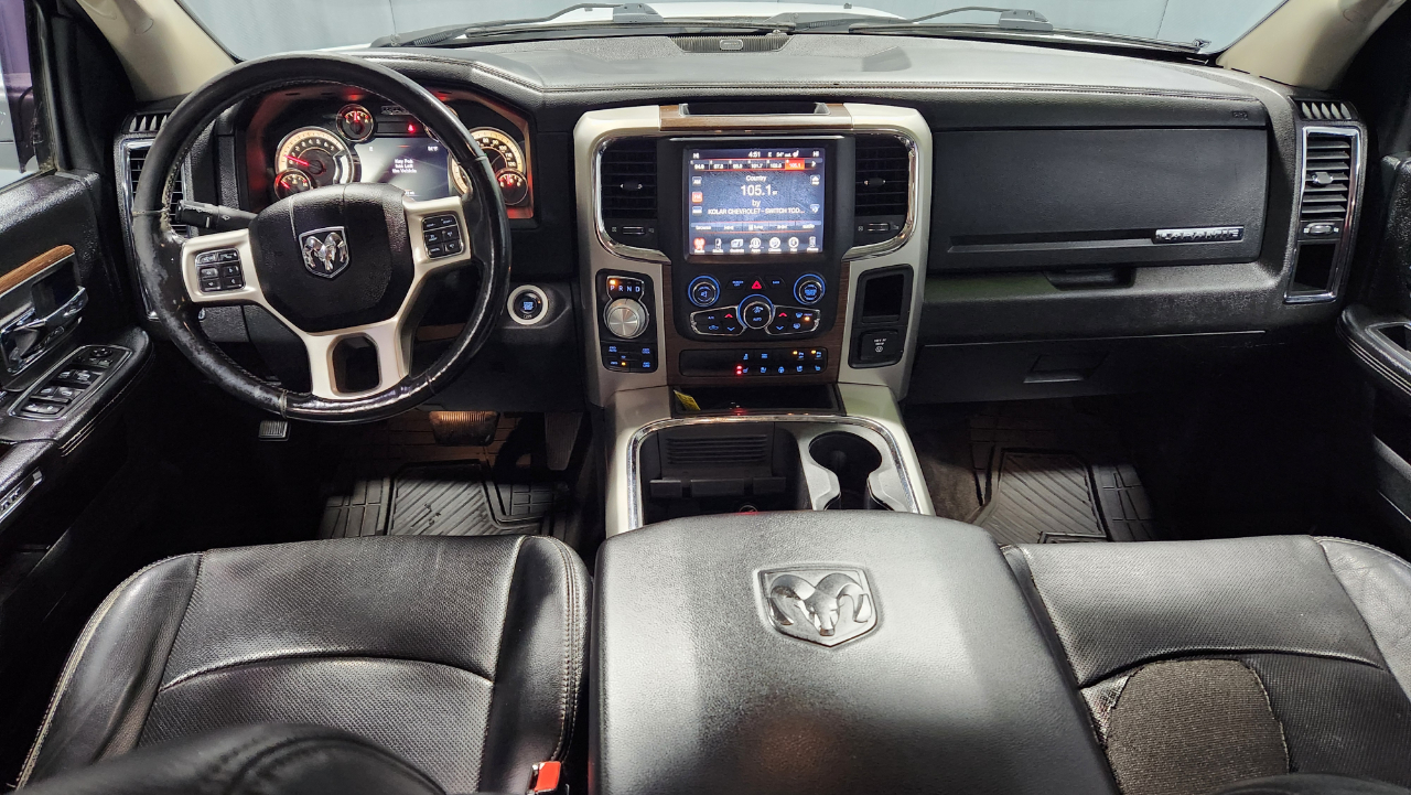 RAM 1500 Laramie Crew Cab SWB 4WD 2017