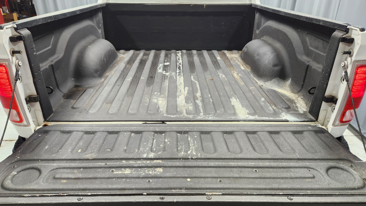 RAM 1500 Laramie Crew Cab SWB 4WD 2017