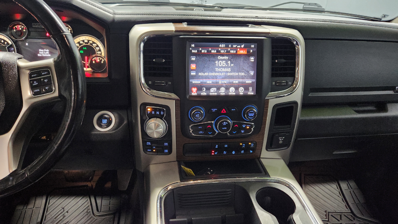 RAM 1500 Laramie Crew Cab SWB 4WD 2017