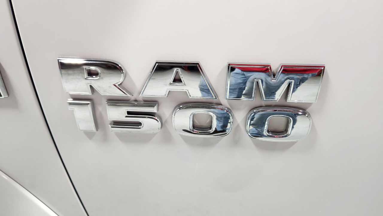RAM 1500 Laramie Crew Cab SWB 4WD 2017