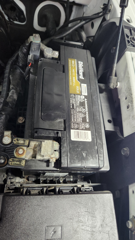 RAM 1500 Laramie Crew Cab SWB 4WD 2017