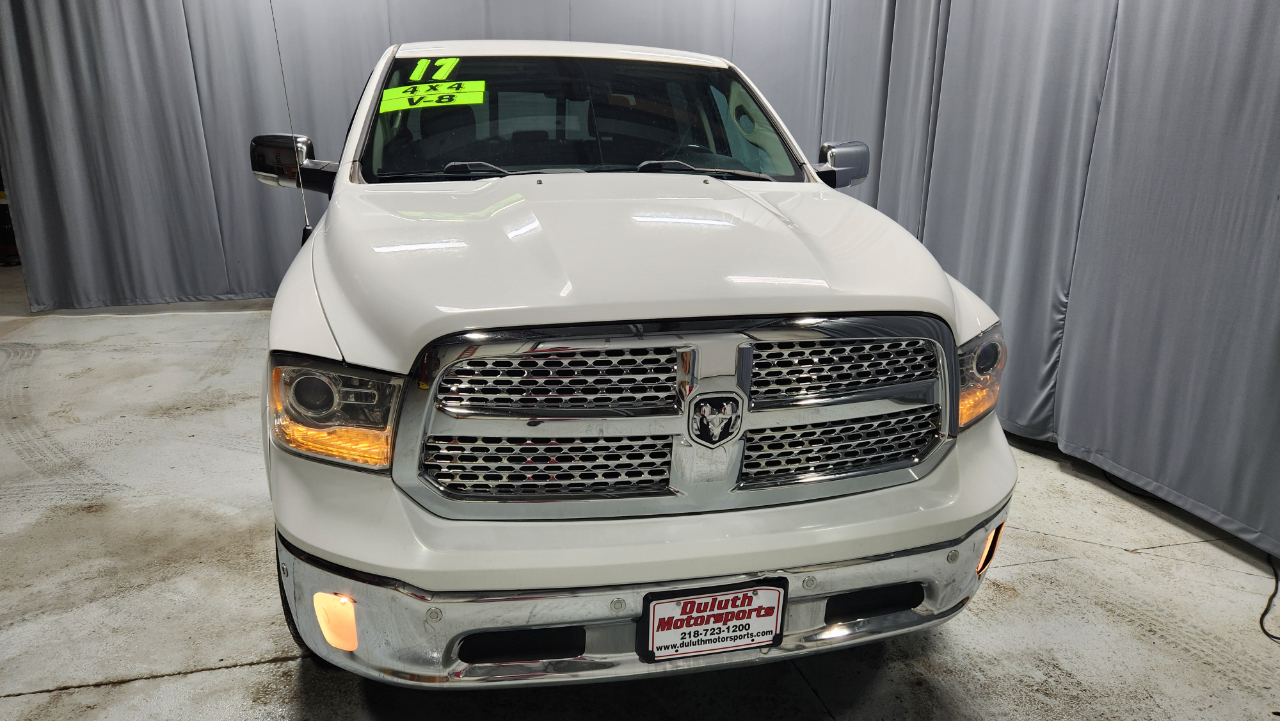 RAM 1500 Laramie Crew Cab SWB 4WD 2017