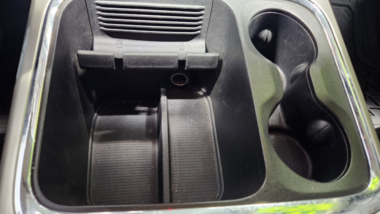 RAM 1500 Laramie Crew Cab SWB 4WD 2017