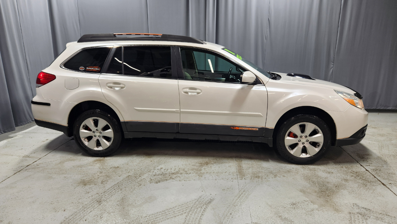 Subaru Outback 2.5i Premium 2011