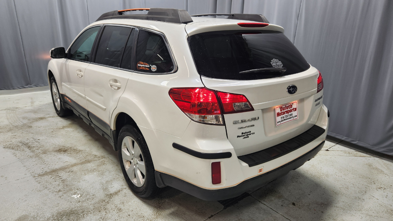 Subaru Outback 2.5i Premium 2011