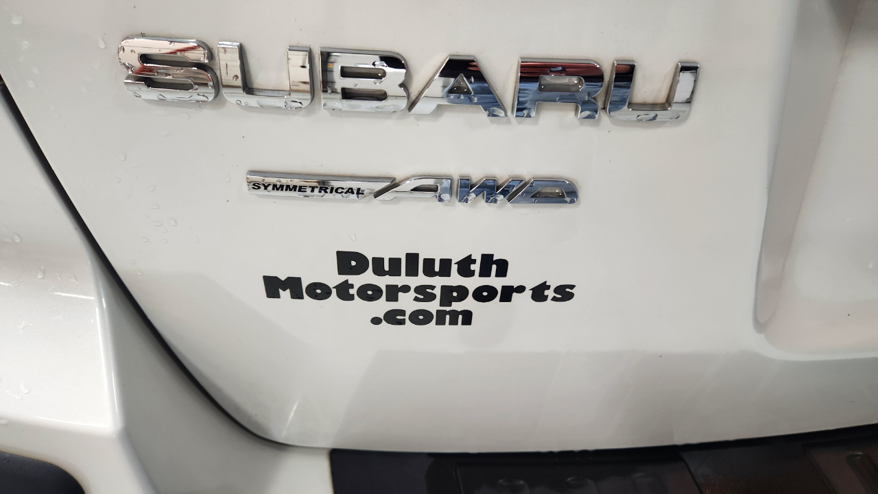 Subaru Outback 2.5i Premium 2011