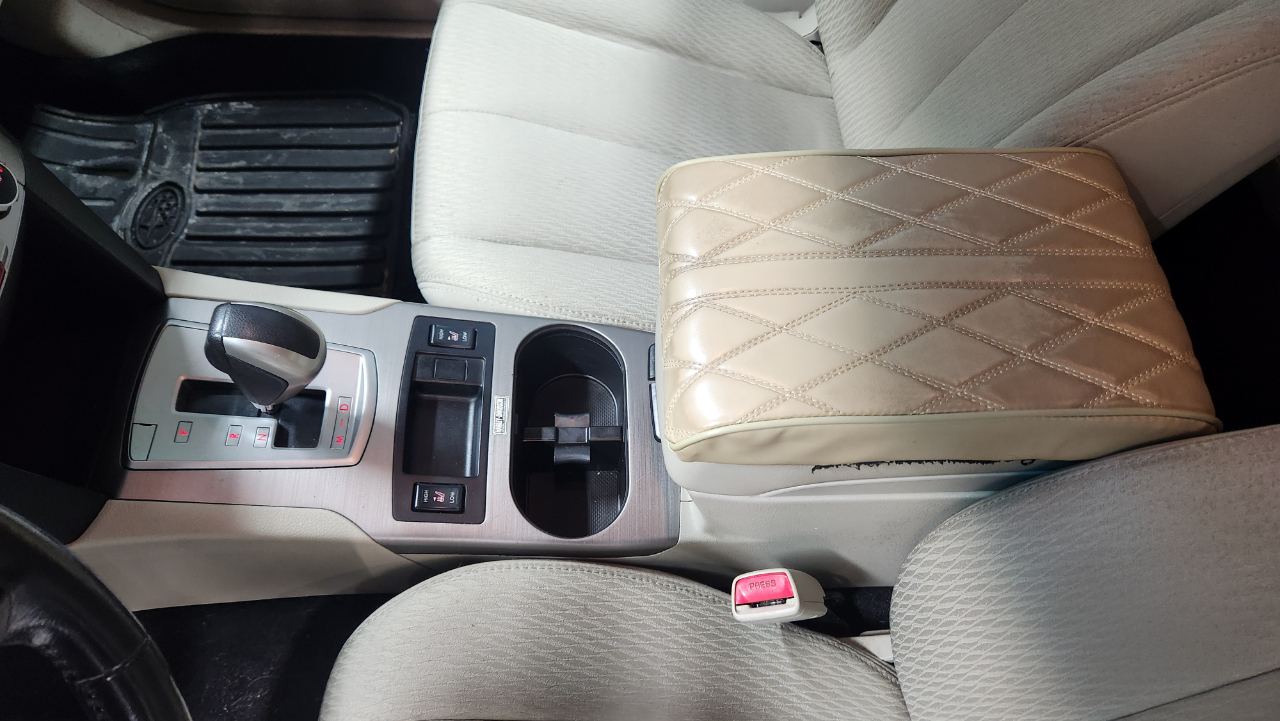 Subaru Outback 2.5i Premium 2011