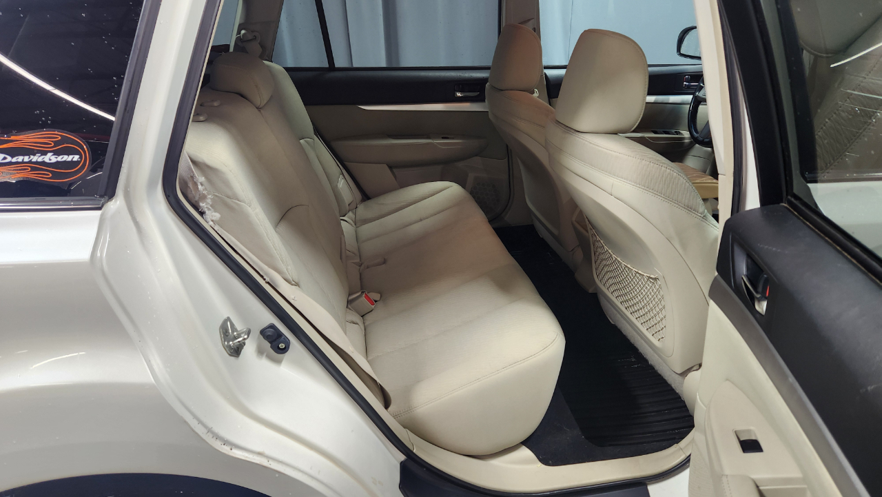 Subaru Outback 2.5i Premium 2011