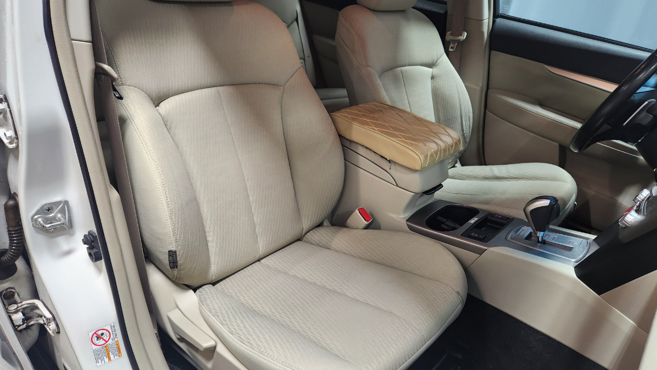 Subaru Outback 2.5i Premium 2011