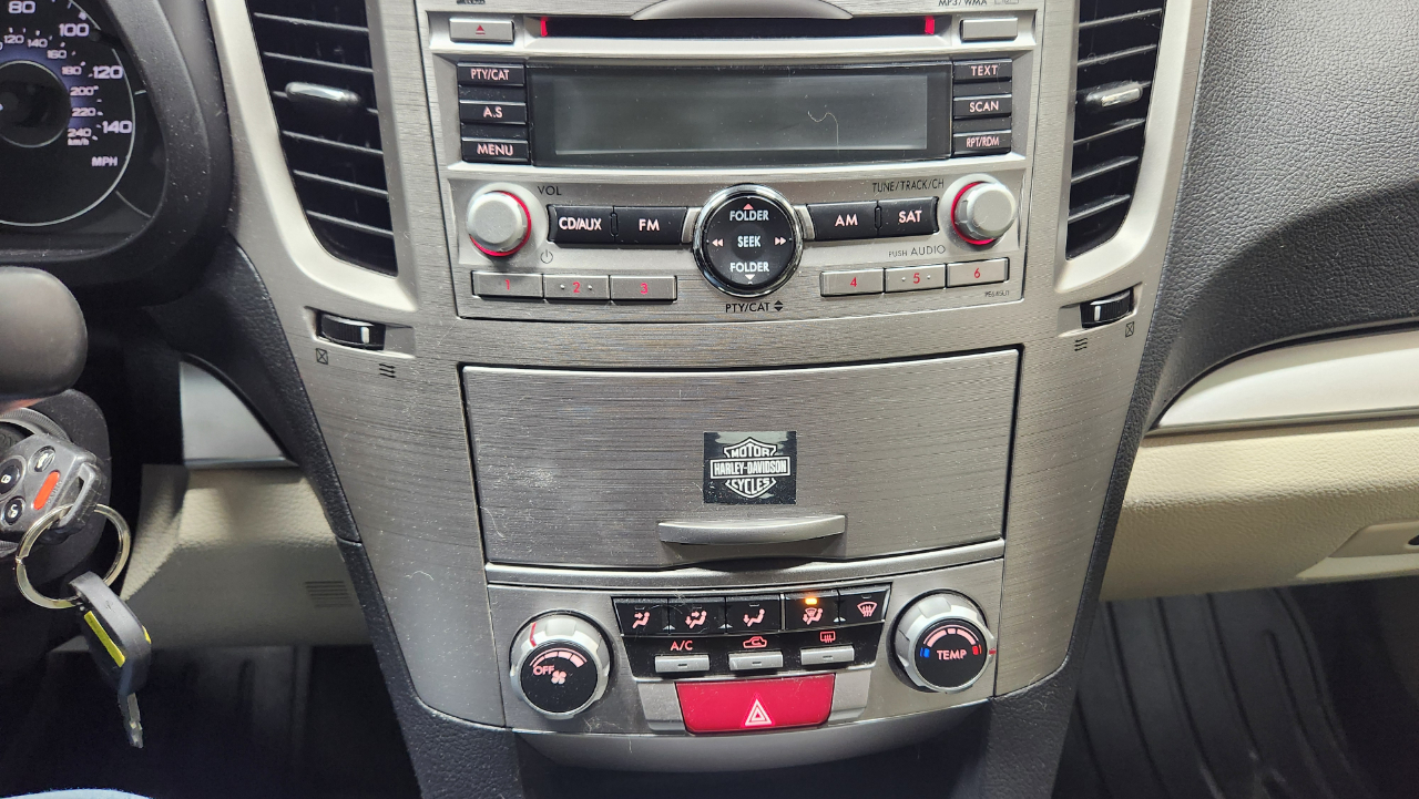 Subaru Outback 2.5i Premium 2011