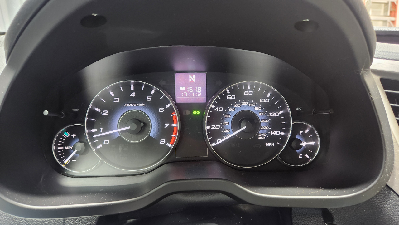 Subaru Outback 2.5i Premium 2011