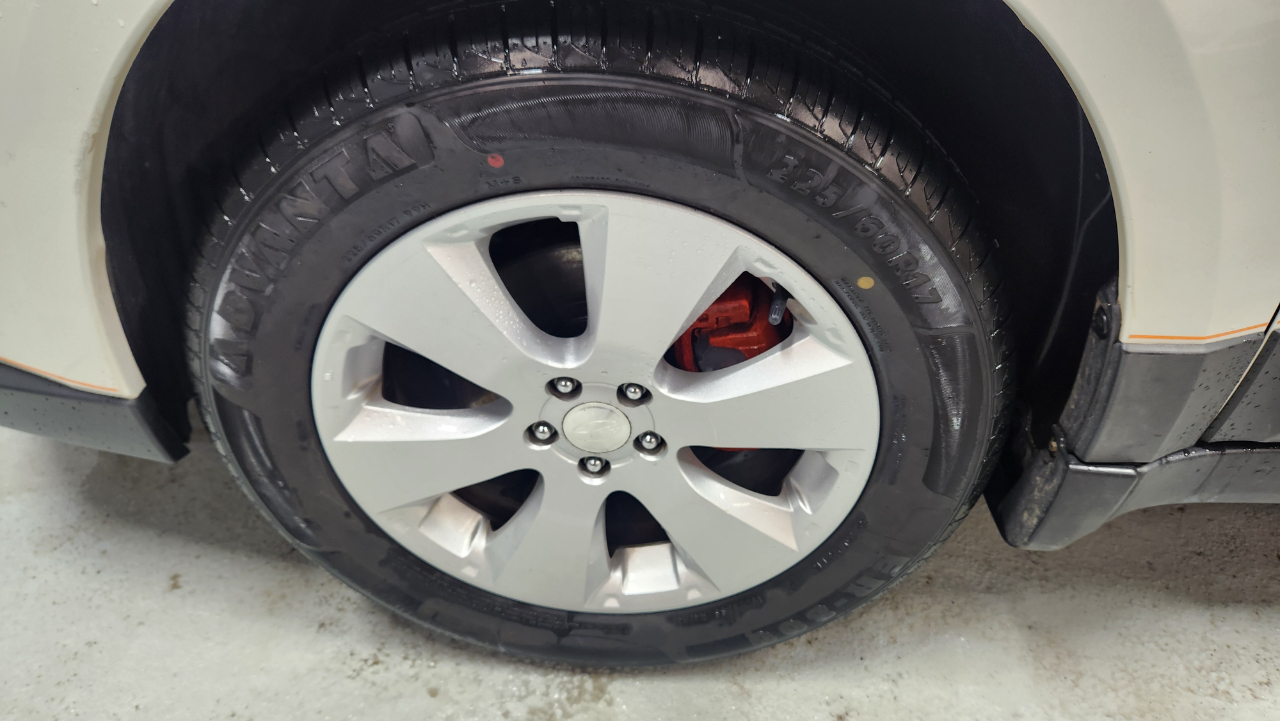 Subaru Outback 2.5i Premium 2011