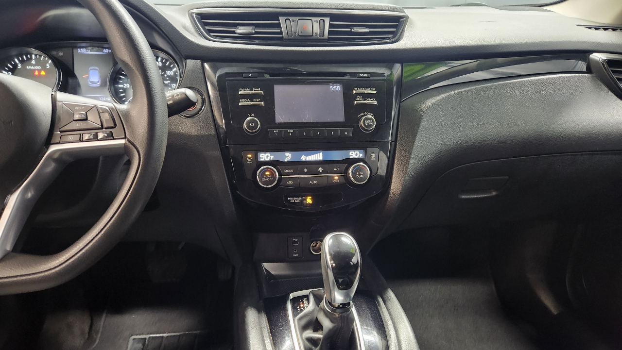 Nissan Rogue Sport SV AWD 2018