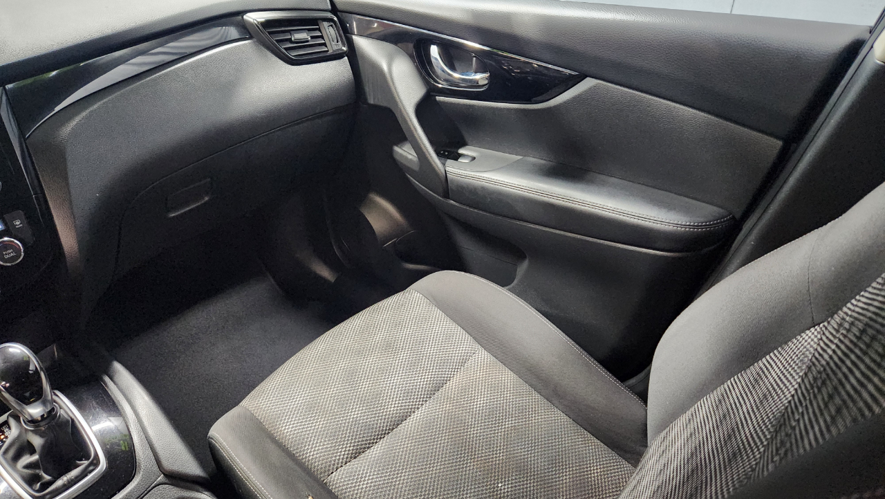 Nissan Rogue Sport SV AWD 2018