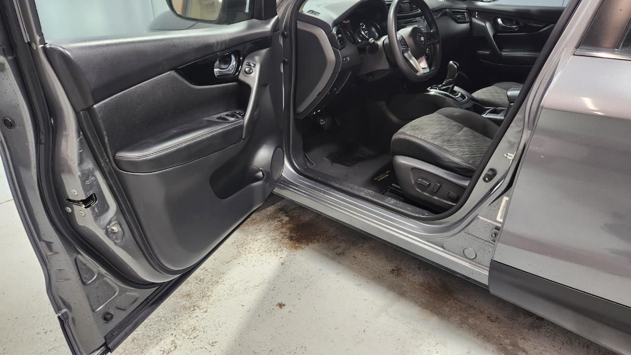 Nissan Rogue Sport SV AWD 2018