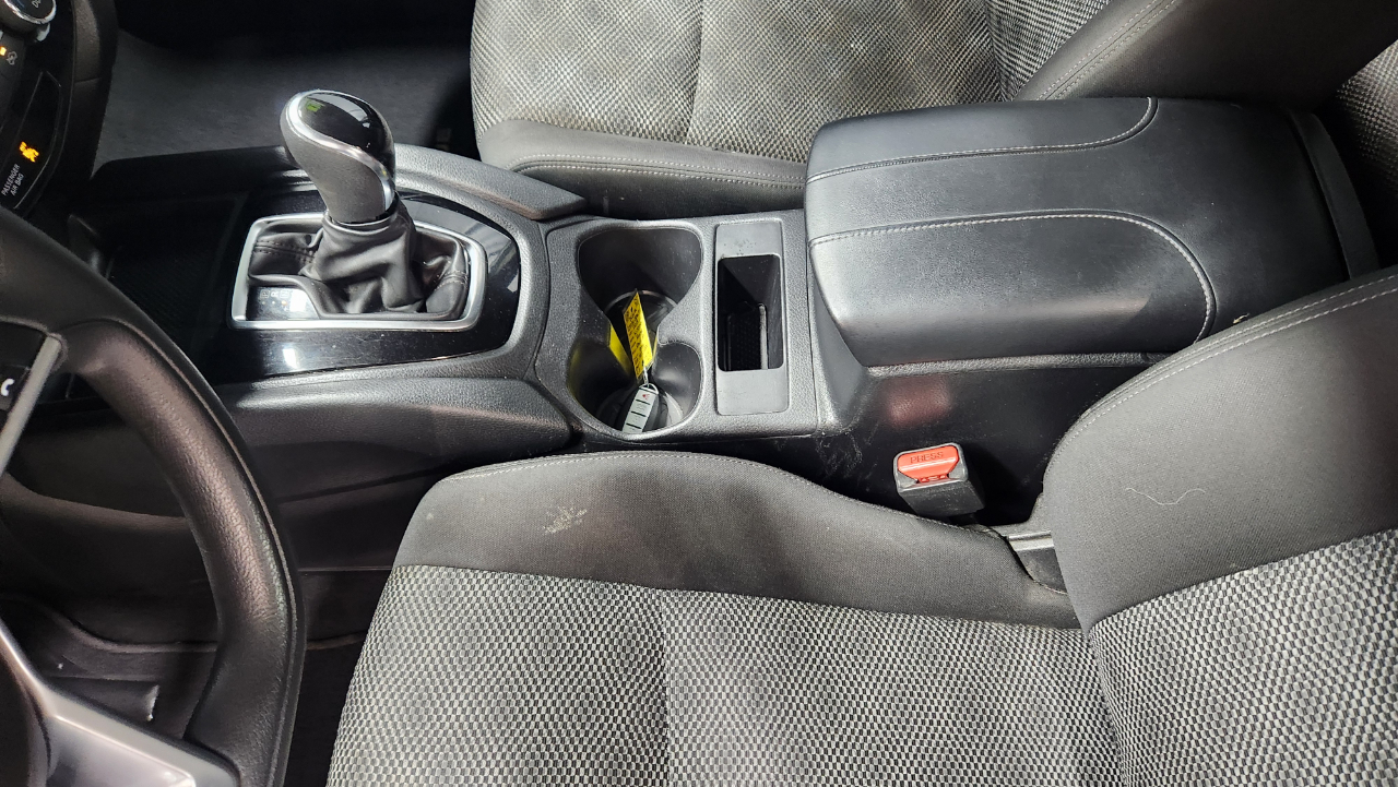 Nissan Rogue Sport SV AWD 2018