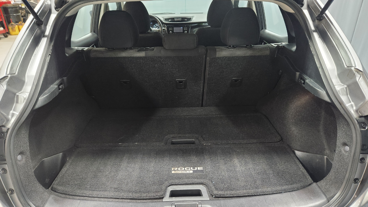 Nissan Rogue Sport SV AWD 2018