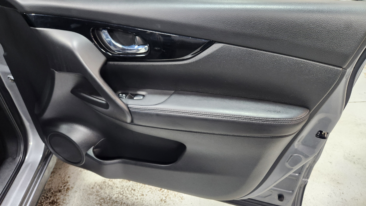 Nissan Rogue Sport SV AWD 2018