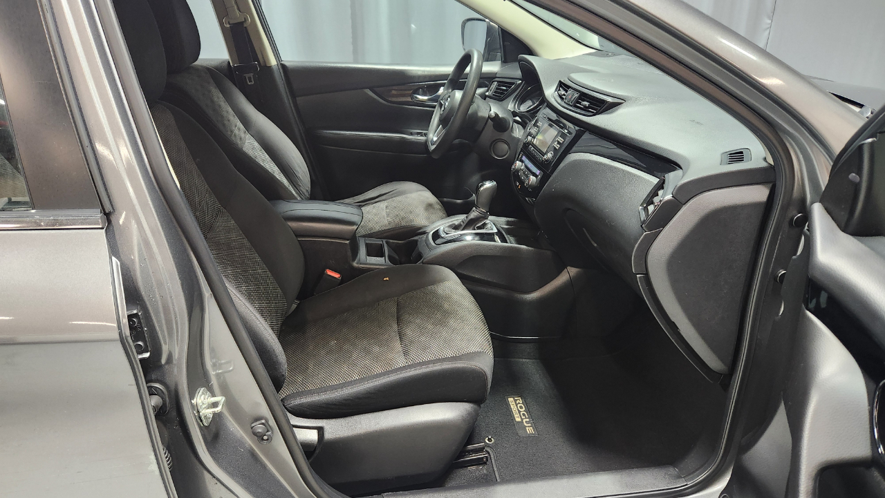 Nissan Rogue Sport SV AWD 2018