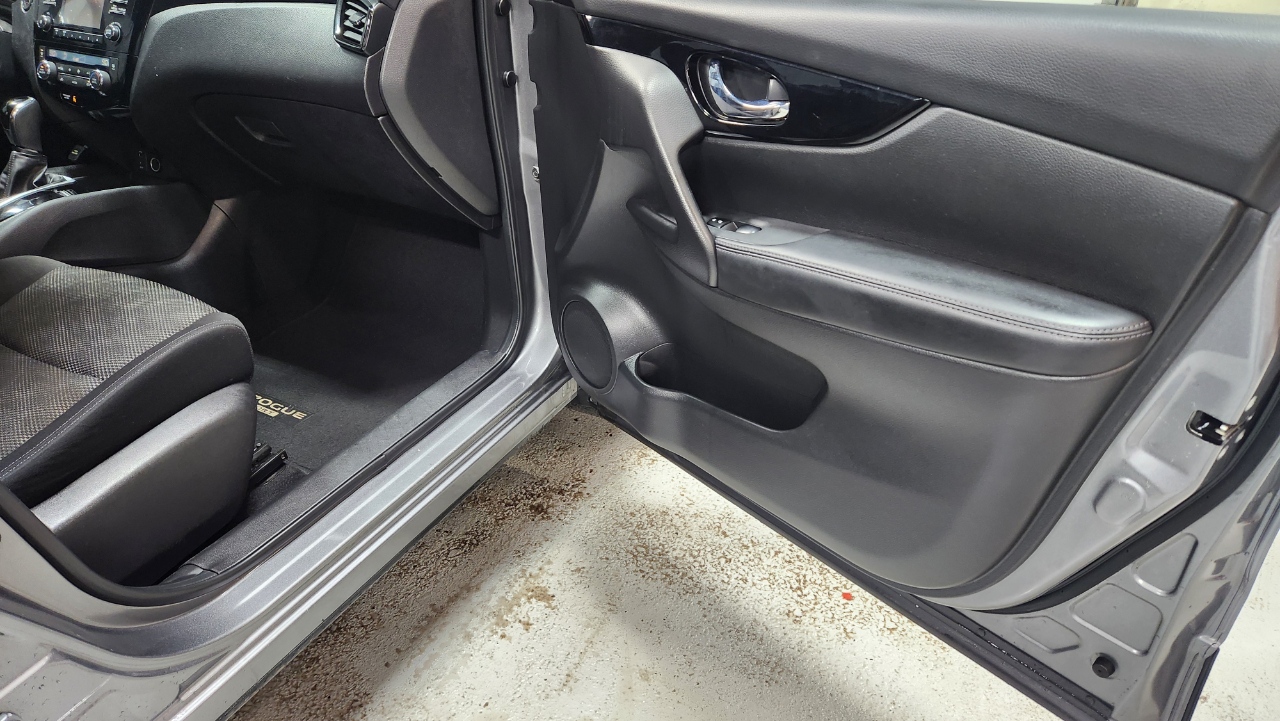 Nissan Rogue Sport SV AWD 2018