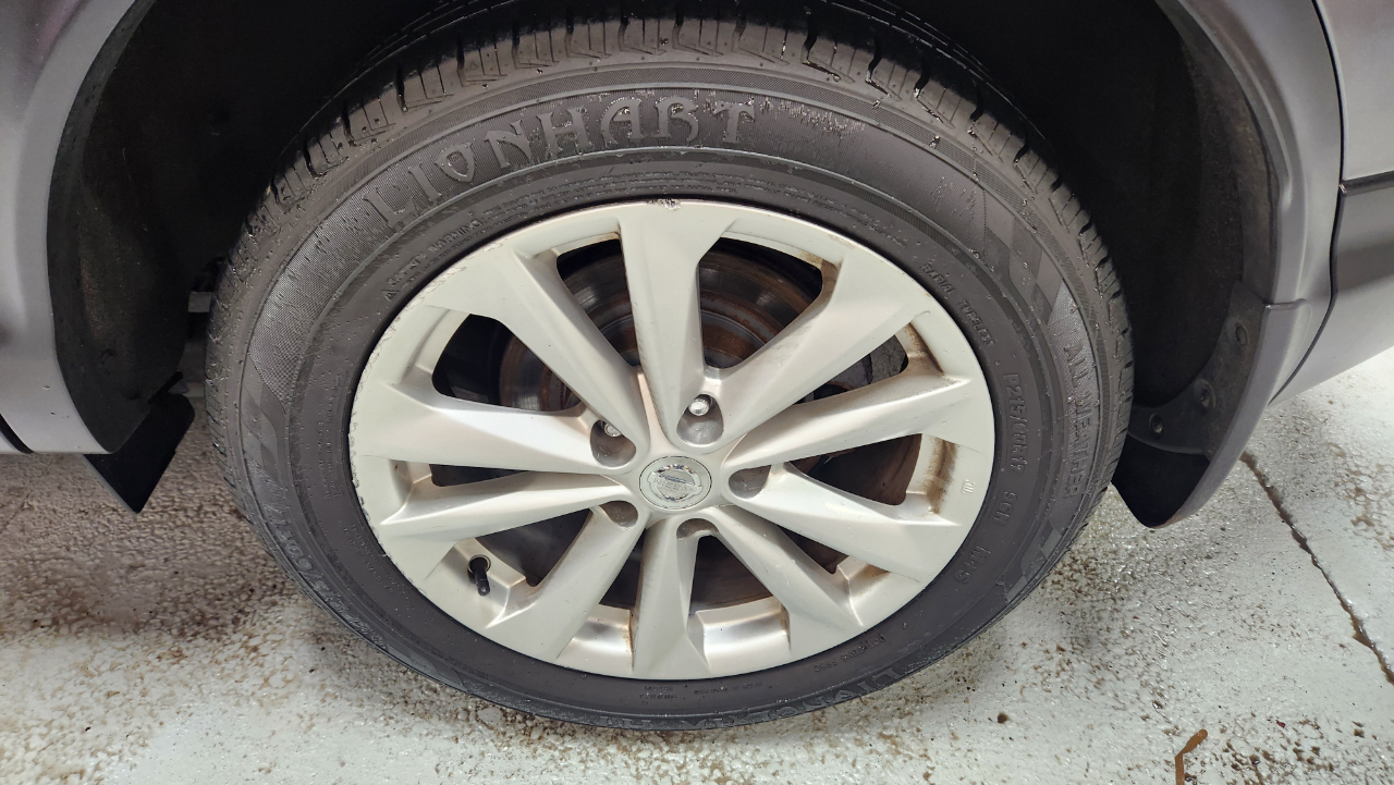 Nissan Rogue Sport SV AWD 2018