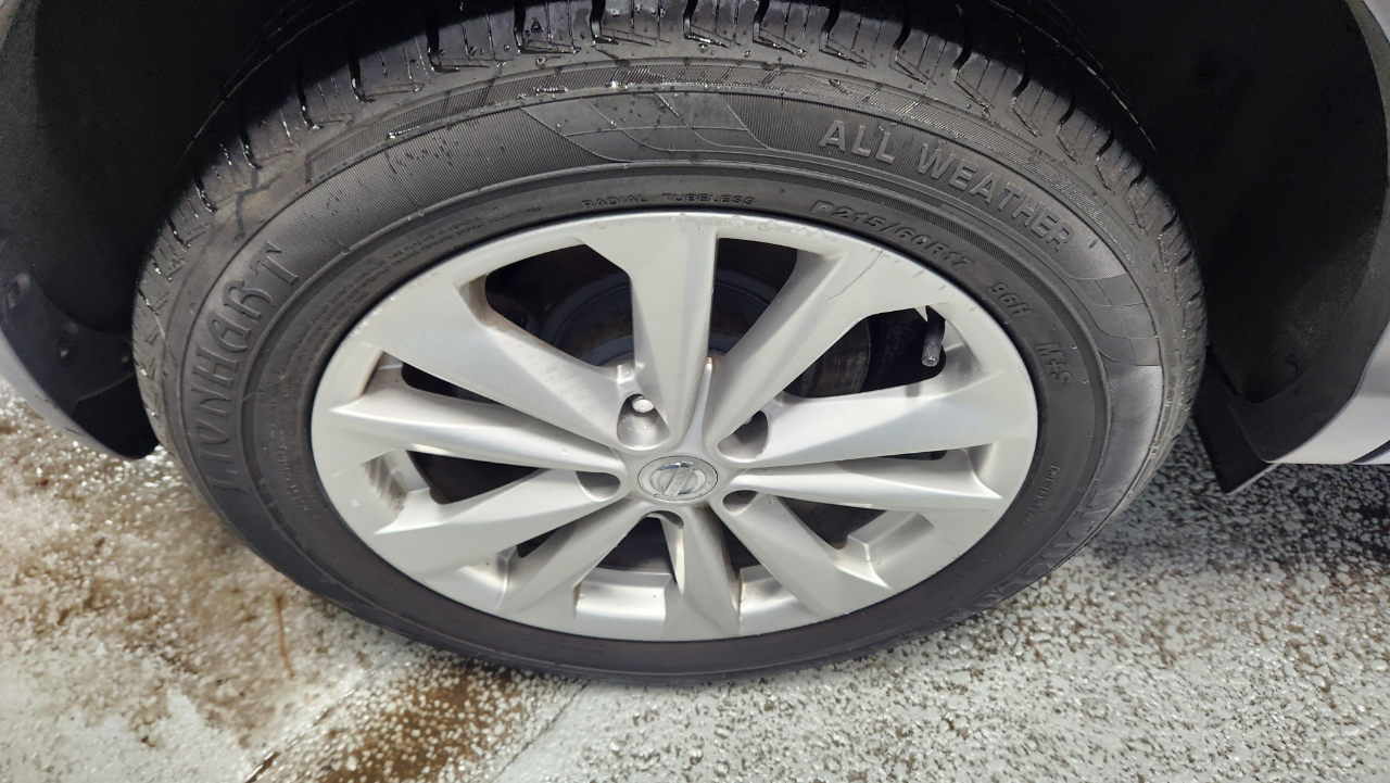 Nissan Rogue Sport SV AWD 2018