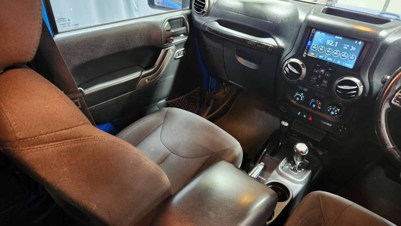 Jeep Wrangler Unlimited Sport 4WD RHD 2016