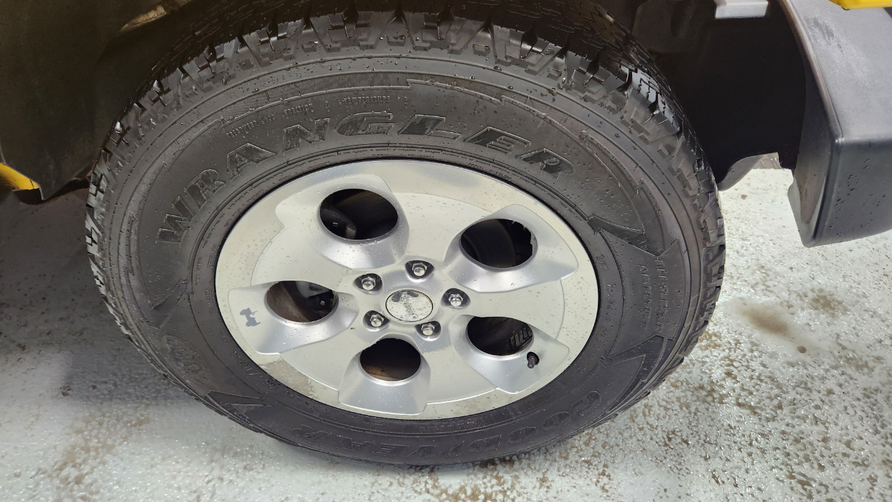 Jeep Wrangler Sahara 4WD 2015