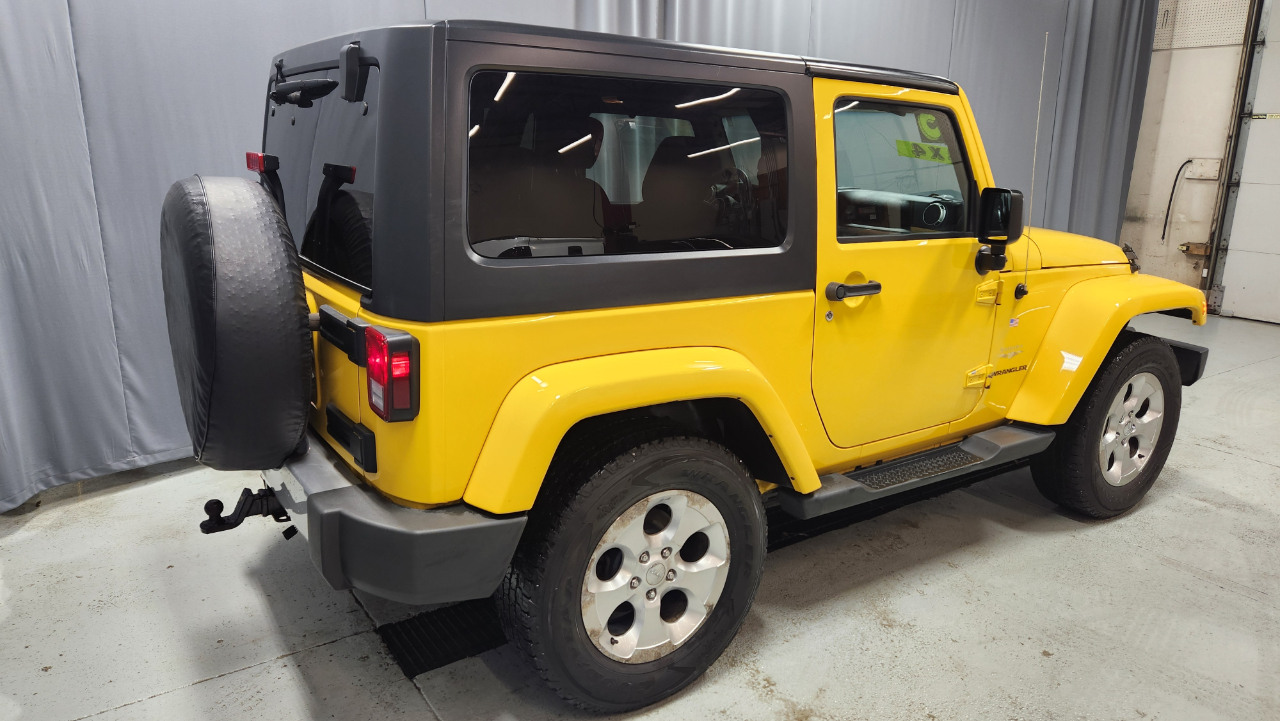 Jeep Wrangler Sahara 4WD 2015