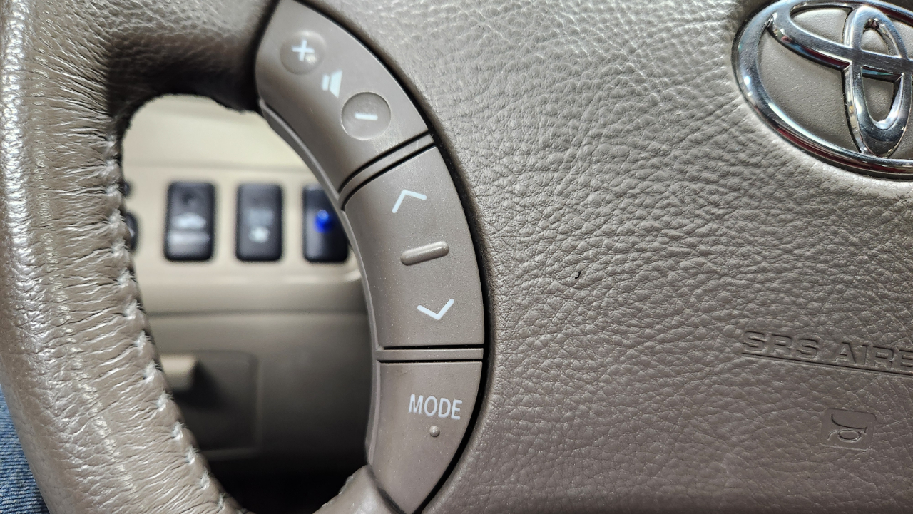 Toyota Highlander Limited V6 4WD 2007