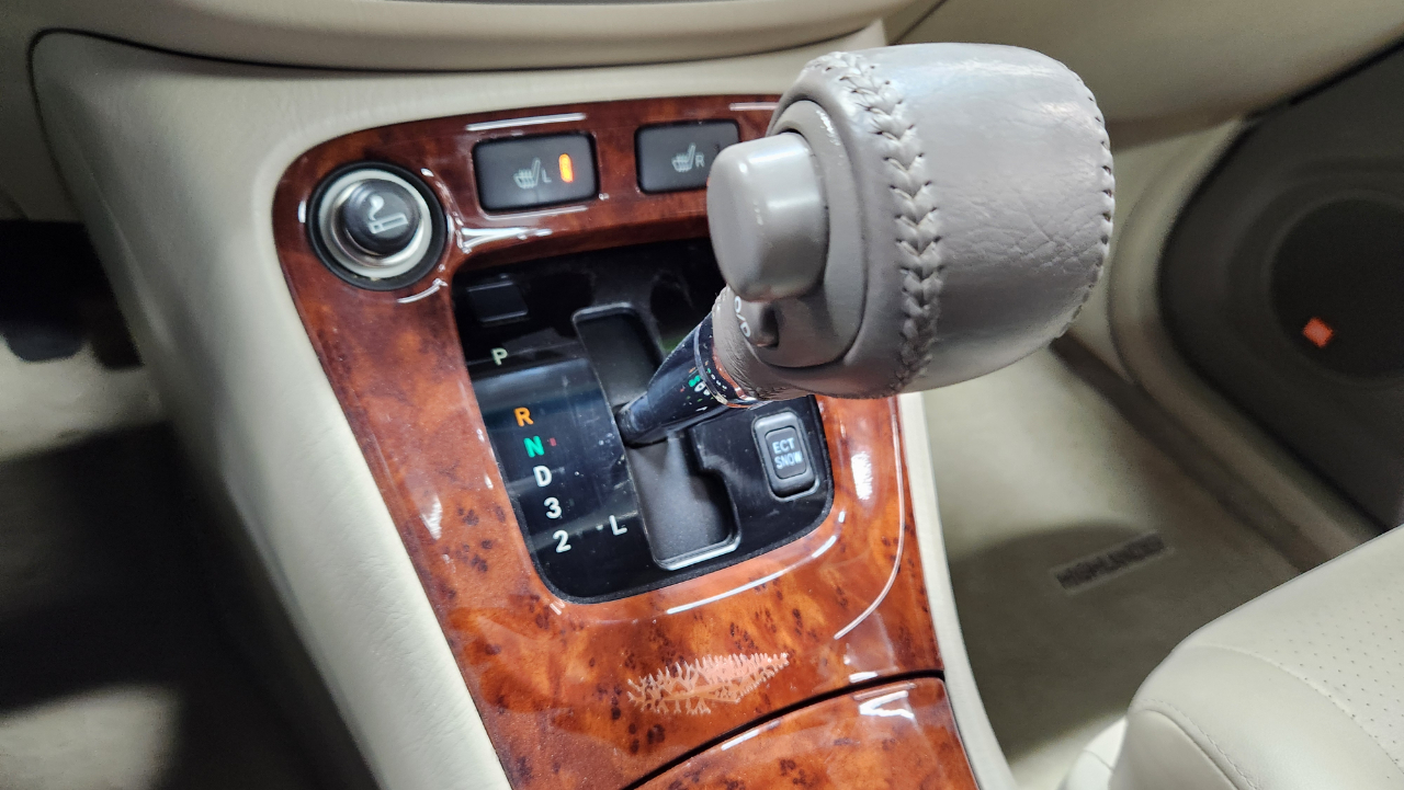 Toyota Highlander Limited V6 4WD 2007