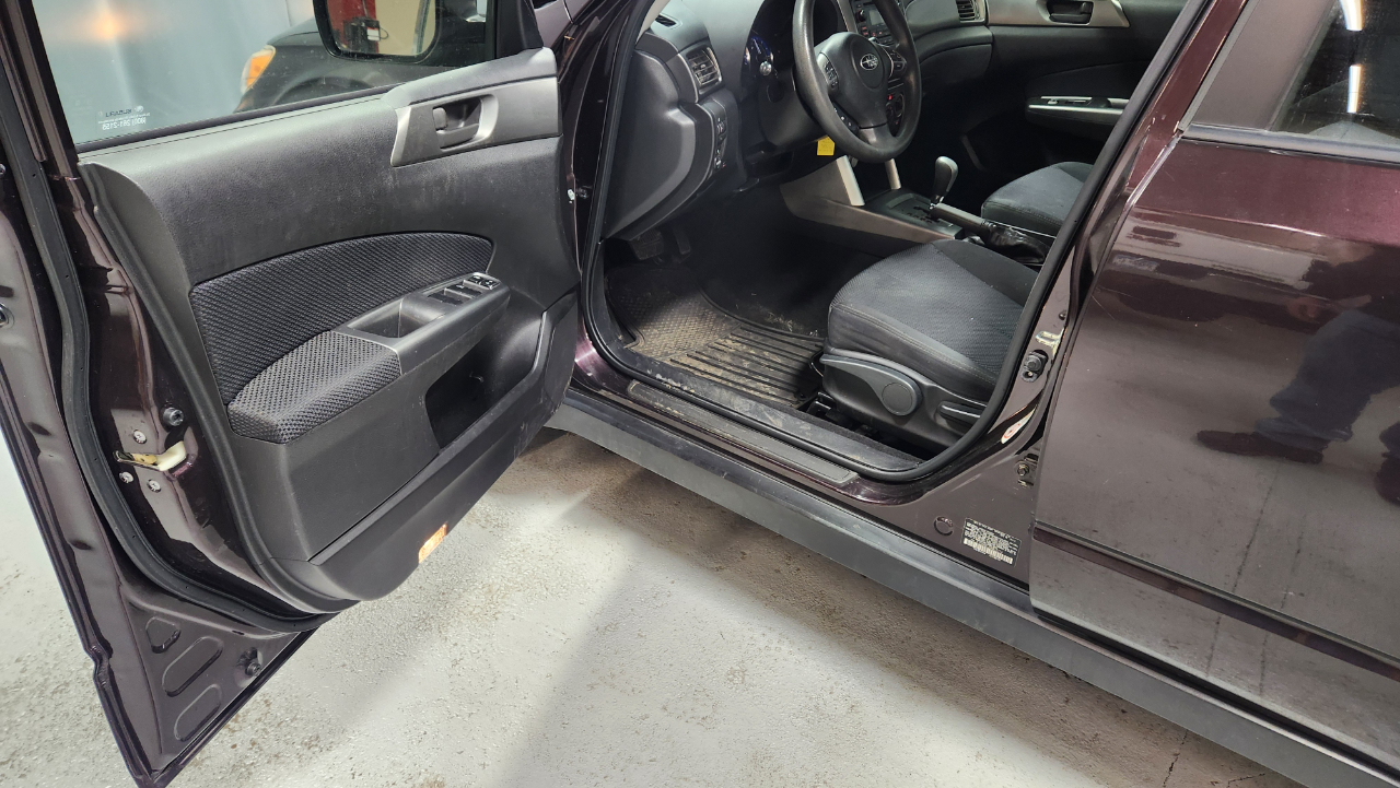 Subaru Forester 2.5X 2013