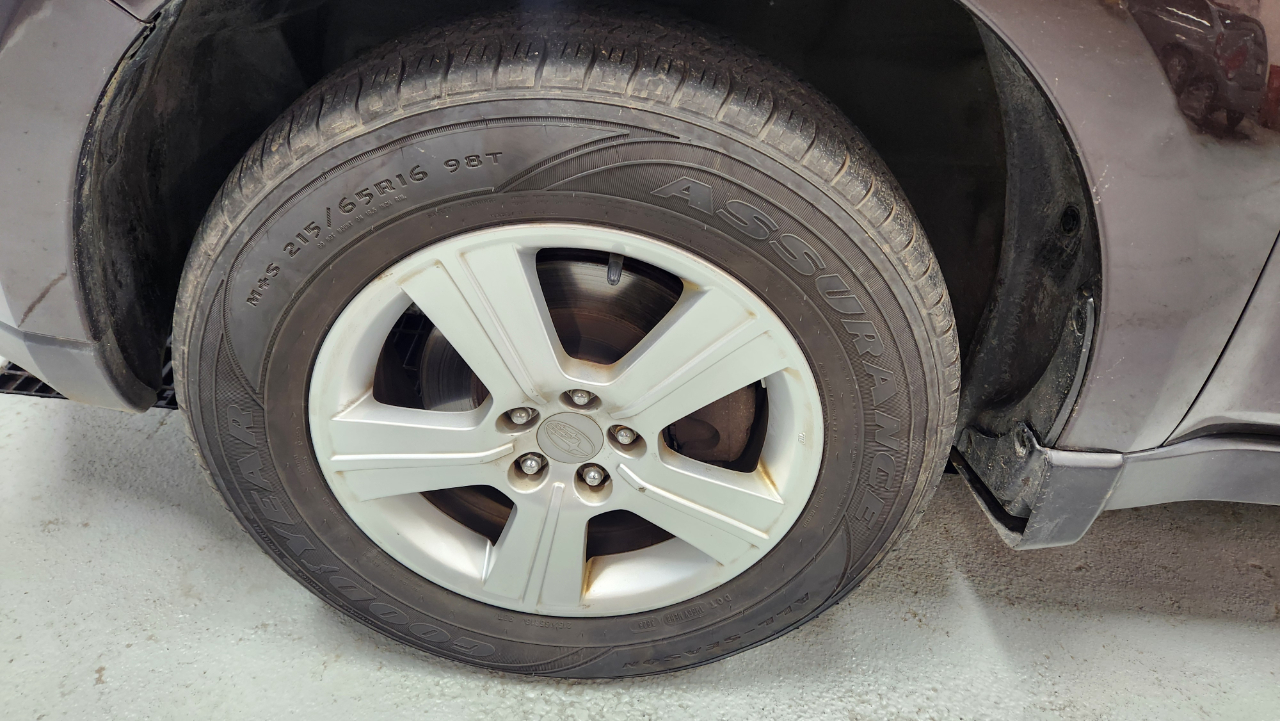 Subaru Forester 2.5X 2013