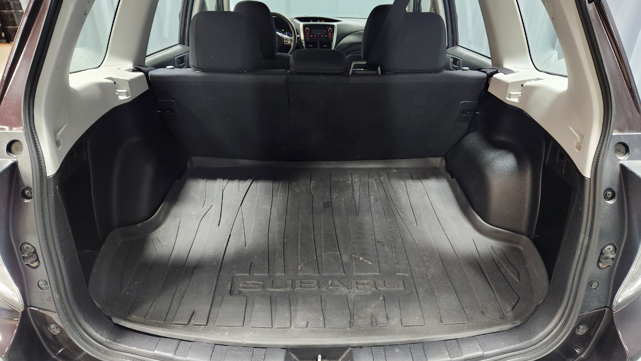 Subaru Forester 2.5X 2013