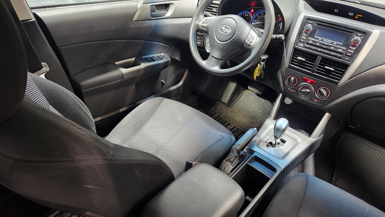 Subaru Forester 2.5X 2013