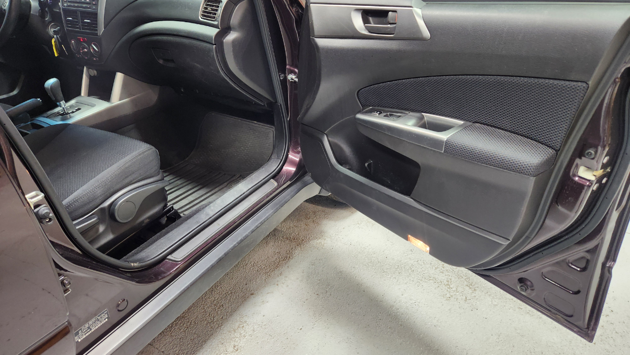 Subaru Forester 2.5X 2013