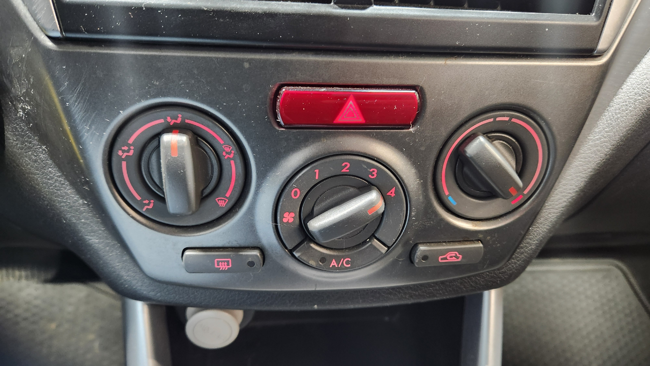 Subaru Forester 2.5X 2013