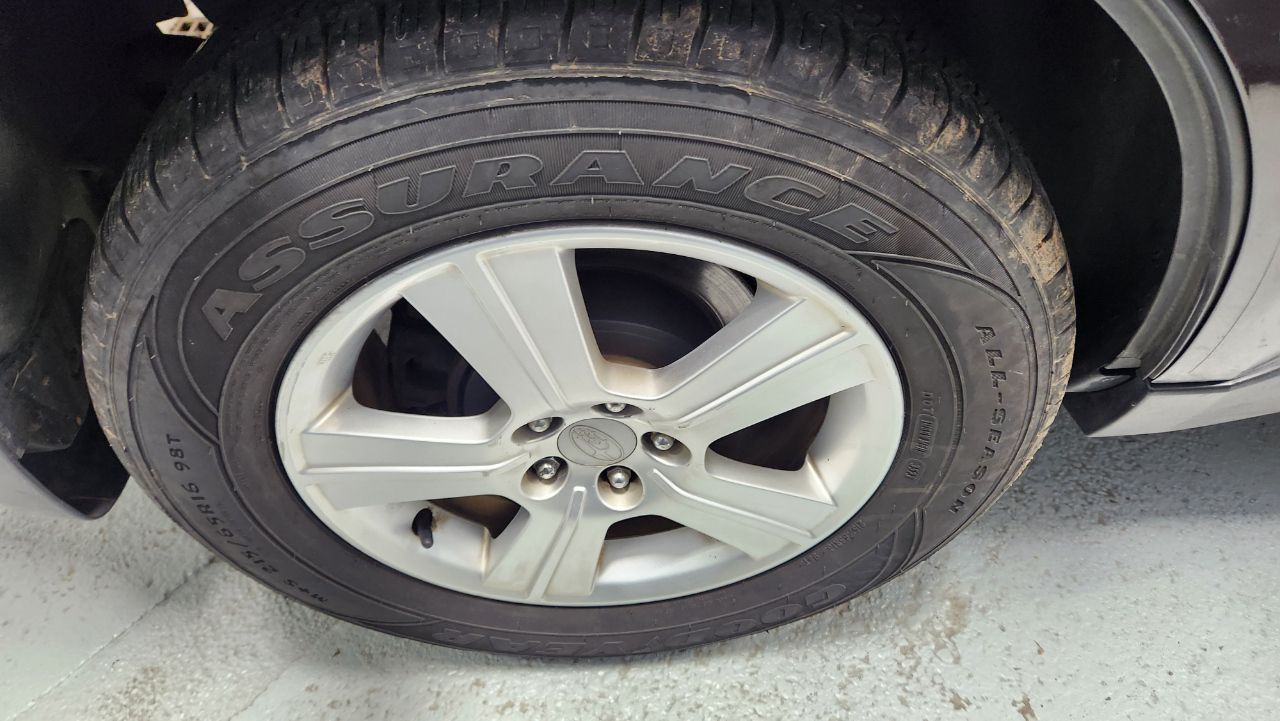 Subaru Forester 2.5X 2013