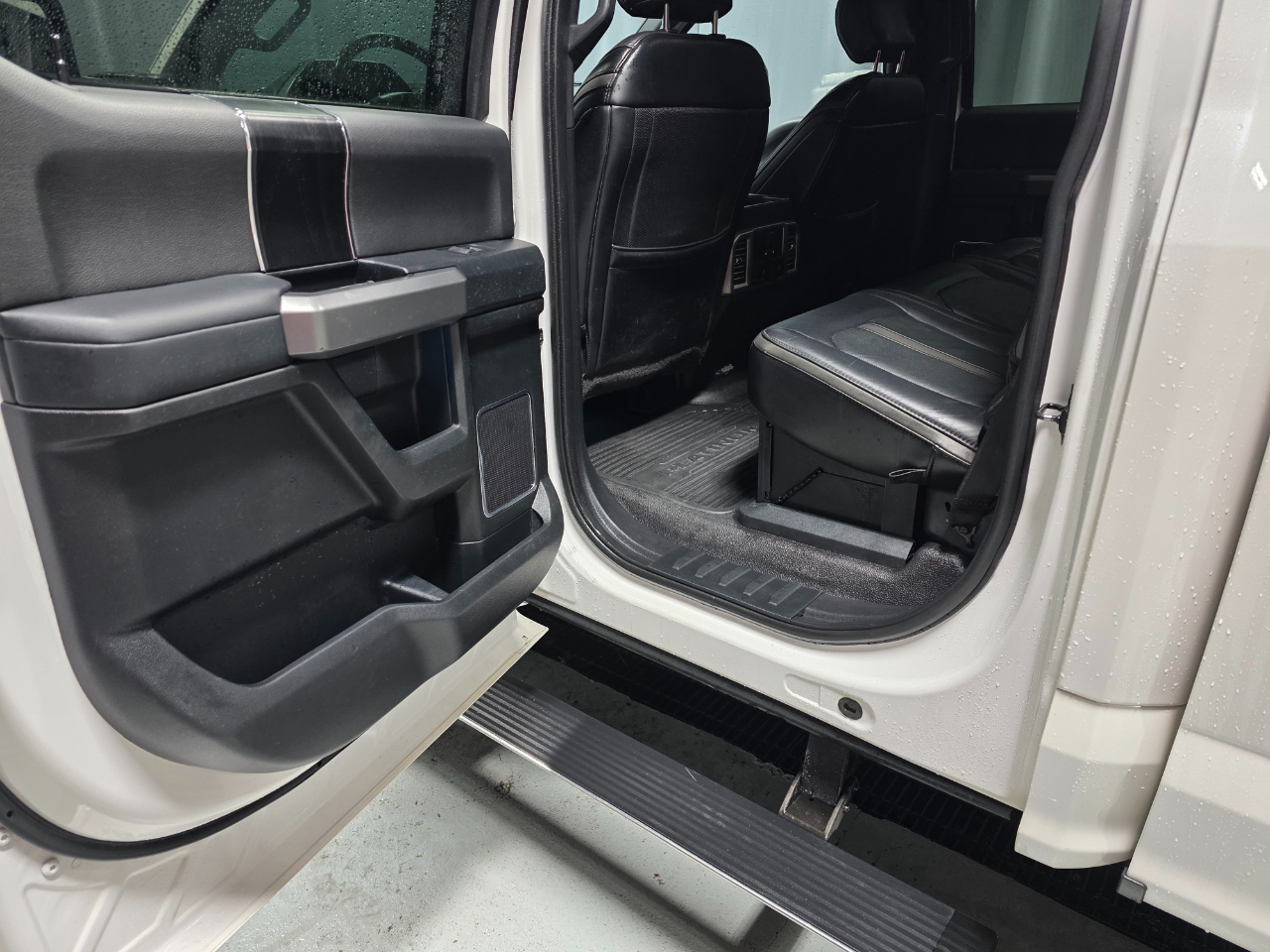 Ford F-350 SD Platinum Crew Cab Long Box 4WD 2019