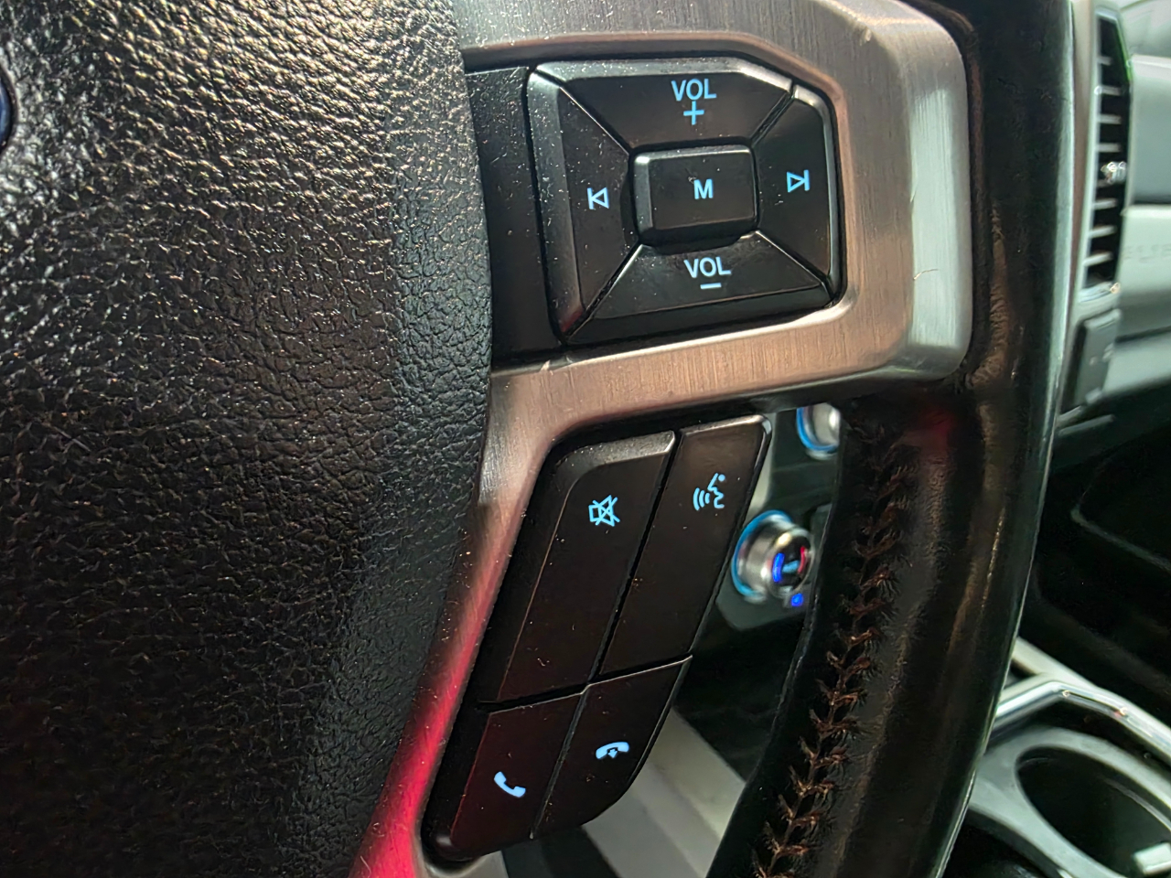 Ford F-350 SD Platinum Crew Cab Long Box 4WD 2019