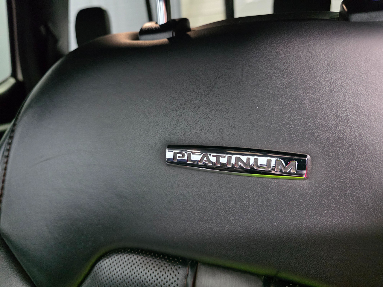 Ford F-350 SD Platinum Crew Cab Long Box 4WD 2019