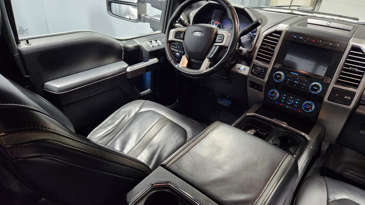 Ford F-350 SD Platinum Crew Cab Long Box 4WD 2019