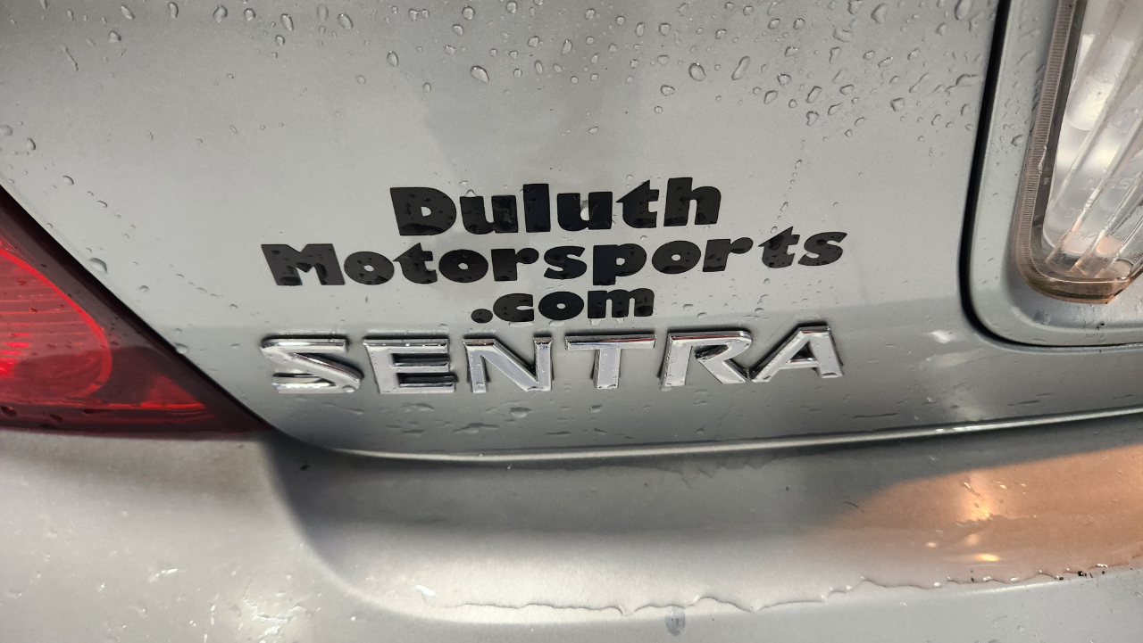 Nissan Sentra 1.8 S 2004