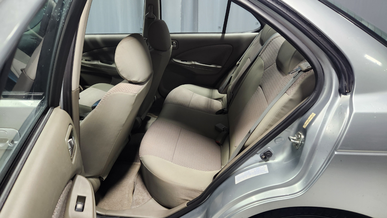 Nissan Sentra 1.8 S 2004